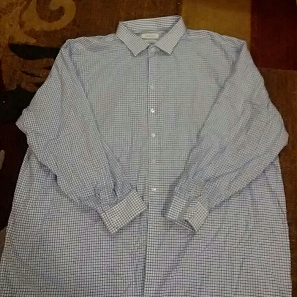Gently loved. long sleeve dress shirt